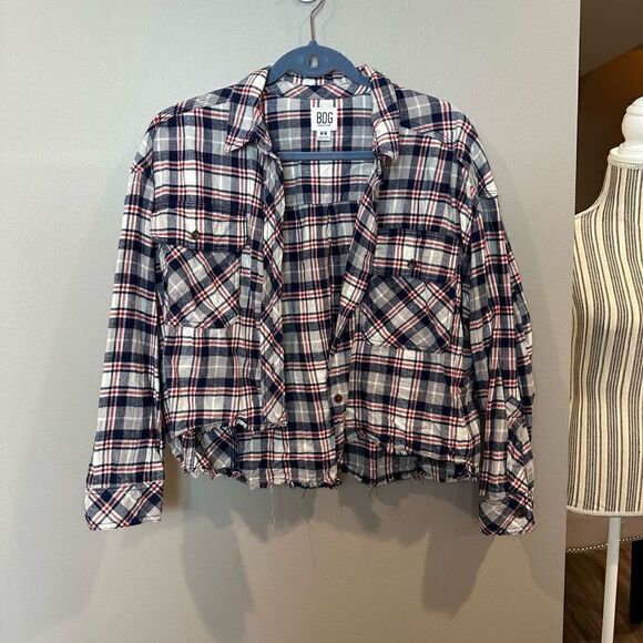 BDG Cropped Flannel Plaid Shirt Medium - Picture 1 of 7